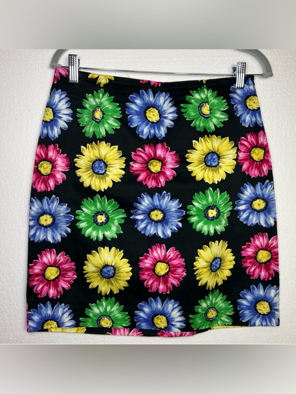 Spenser Jeremy Short Skirt Flowers size 8
